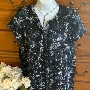 Navy Simply Vera Blouse